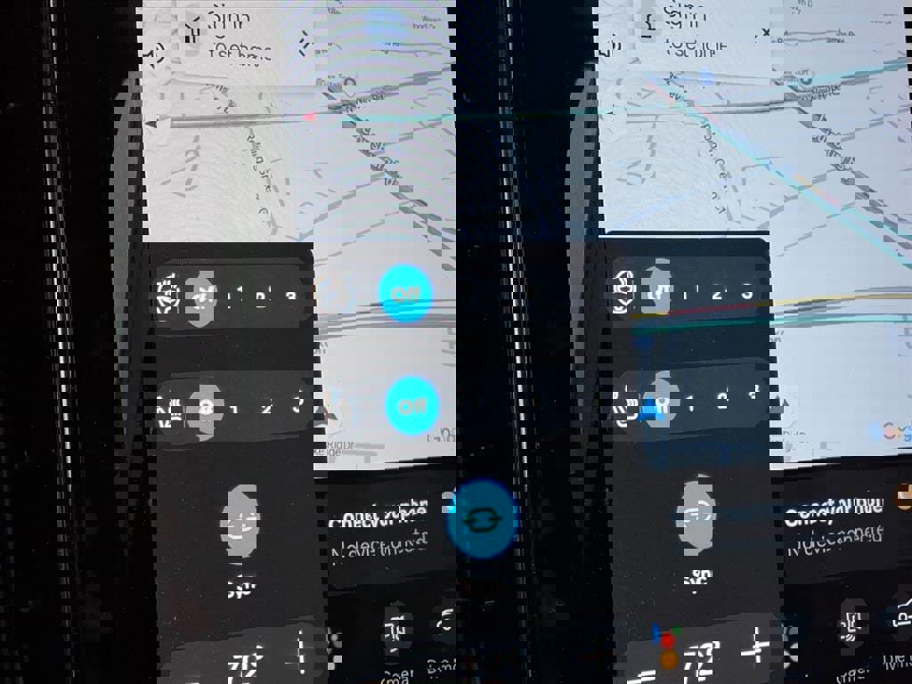 Certified 2023 Volvo XC60 B5 Plus w/ Climate Package image 16