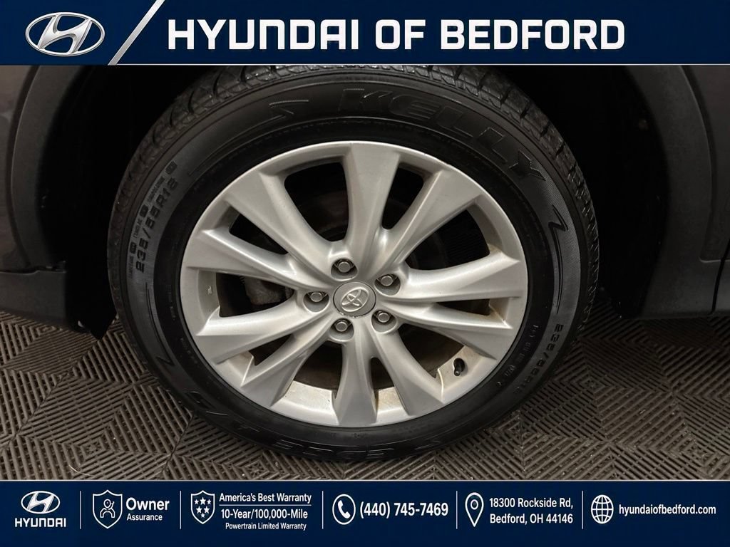 Used 2014 Toyota RAV4 Limited w/ Technology Package AWD/4WD image 30