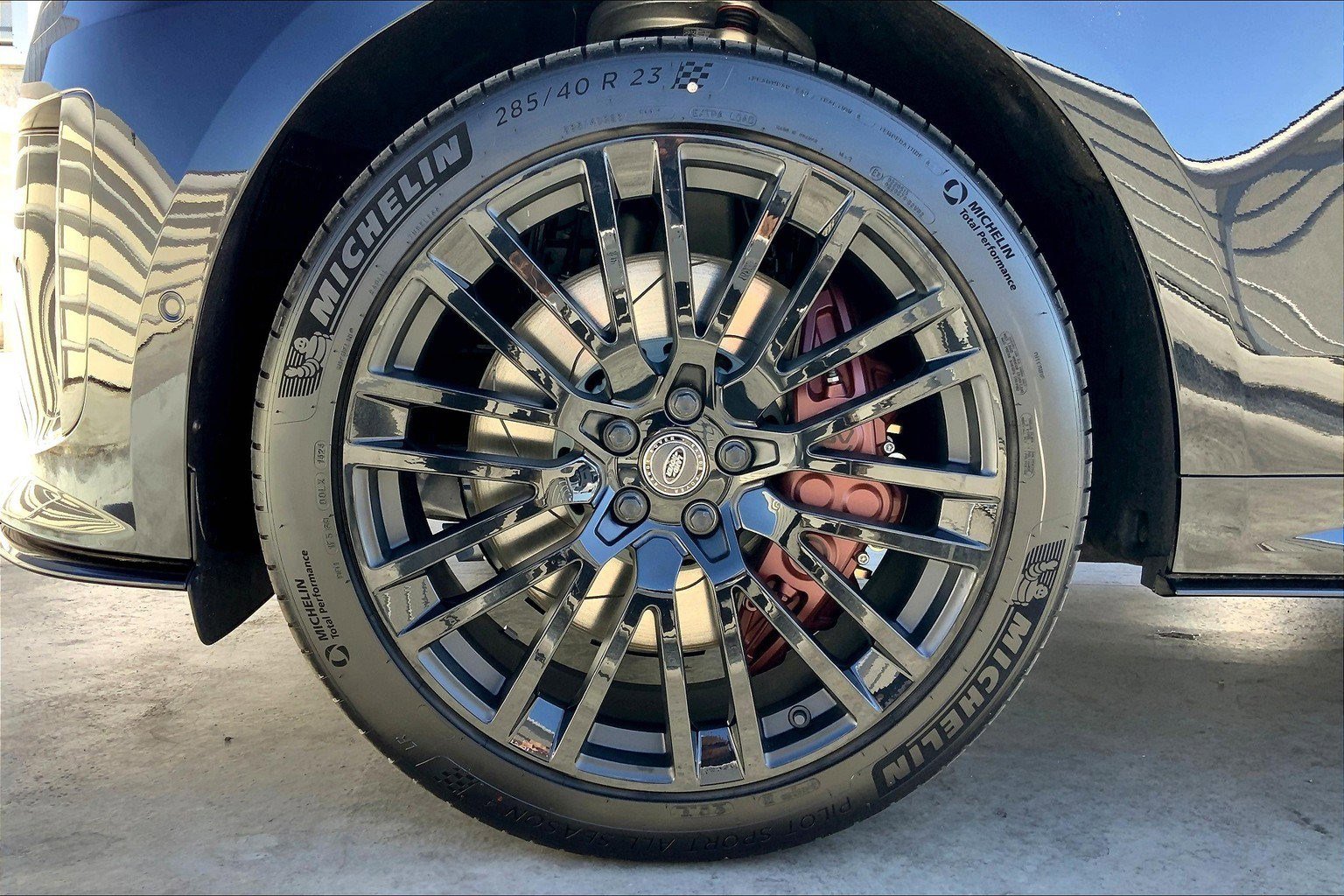 New 2025 Land Rover Range Rover Sport SV Edition Two image 10