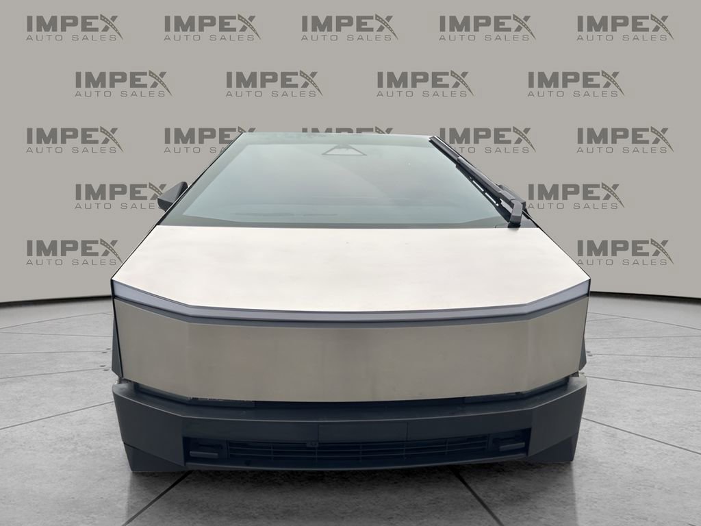 Used 2024 Tesla Cybertruck AWD Crew Cab image 8
