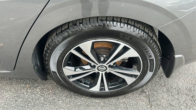 Used 2022 Nissan Sentra SV image 32