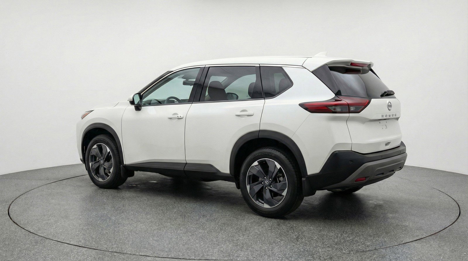 Used 2025 Nissan Rogue SV image 6