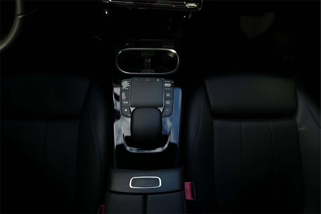 Used 2023 Mercedes-Benz CLA 250 image 38