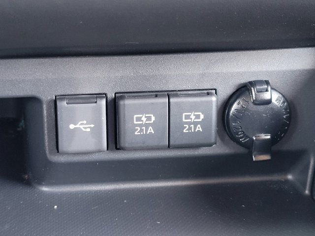 Used 2021 Toyota Highlander Limited FWD image 16
