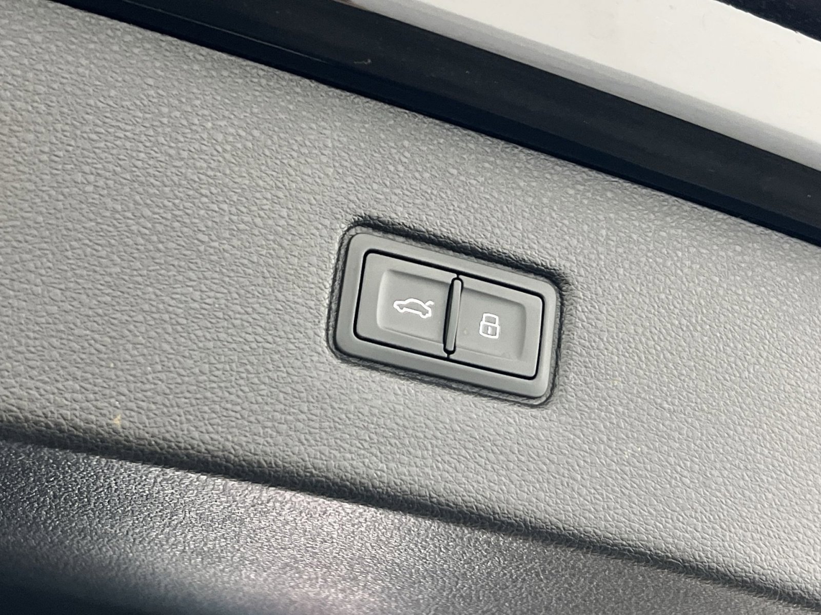 Used 2023 Audi Q7 2.0T Premium Plus w/ Premium Plus Package image 28