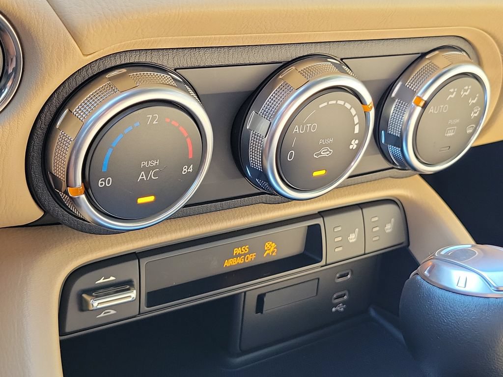 New 2026 MAZDA MX-5 Miata RF Grand Touring RWD image 26