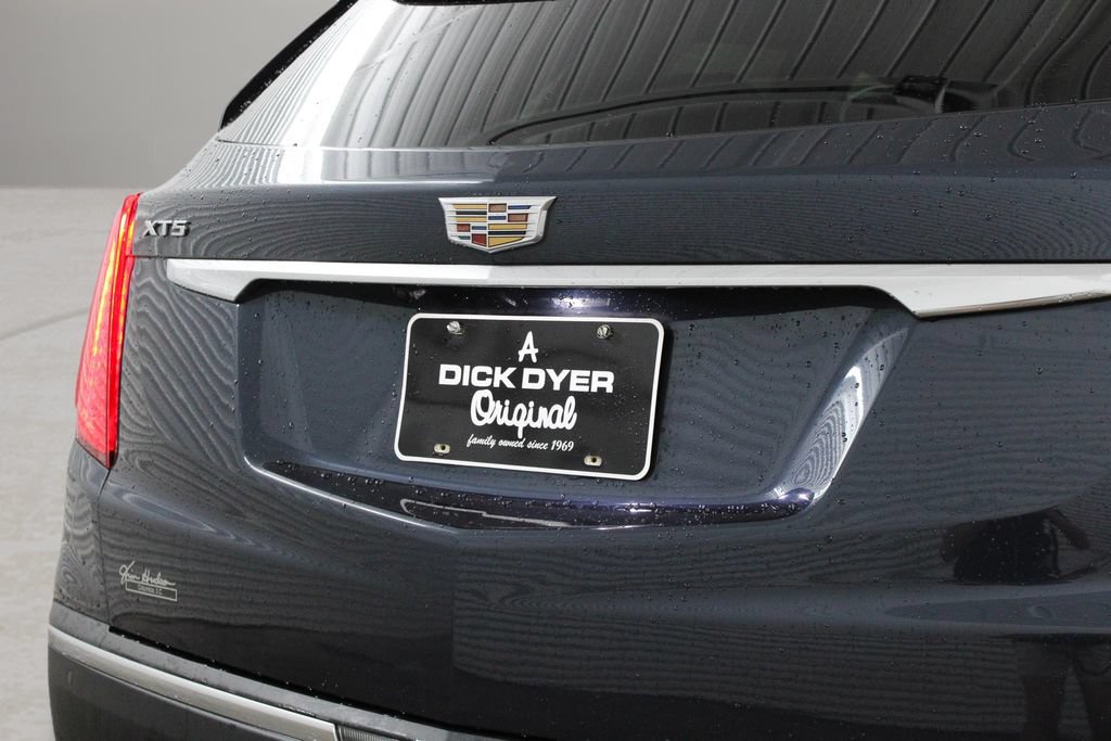 Used 2019 Cadillac XT5 FWD image 33