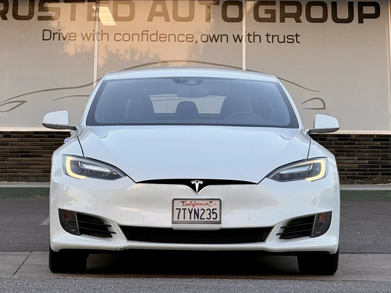 Used 2016 Tesla Model S 75 RWD image 3