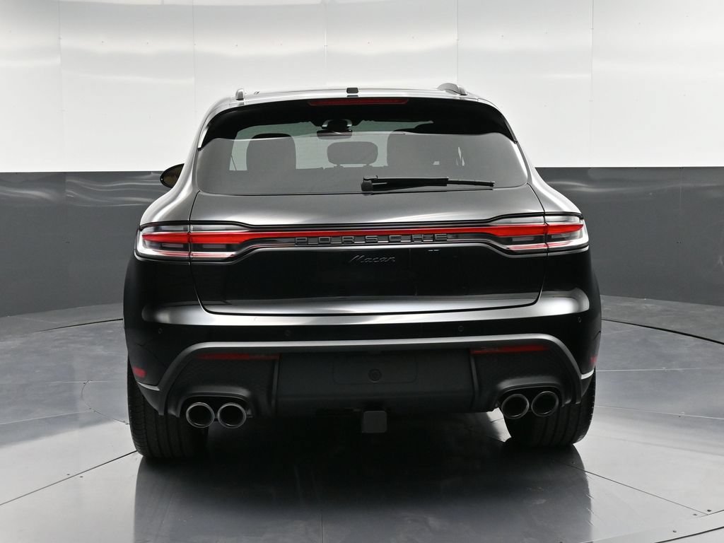 Certified 2026 Porsche Macan AWD/4WD image 7