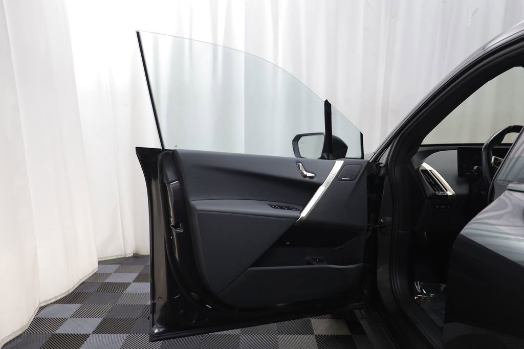 Certified 2024 BMW iX xDrive50 w/ Convenience Package image 4