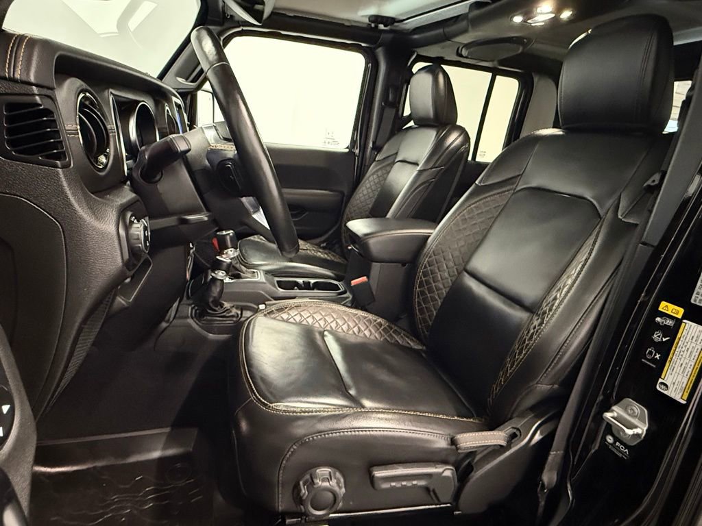 Used 2022 Jeep Gladiator Overland image 16