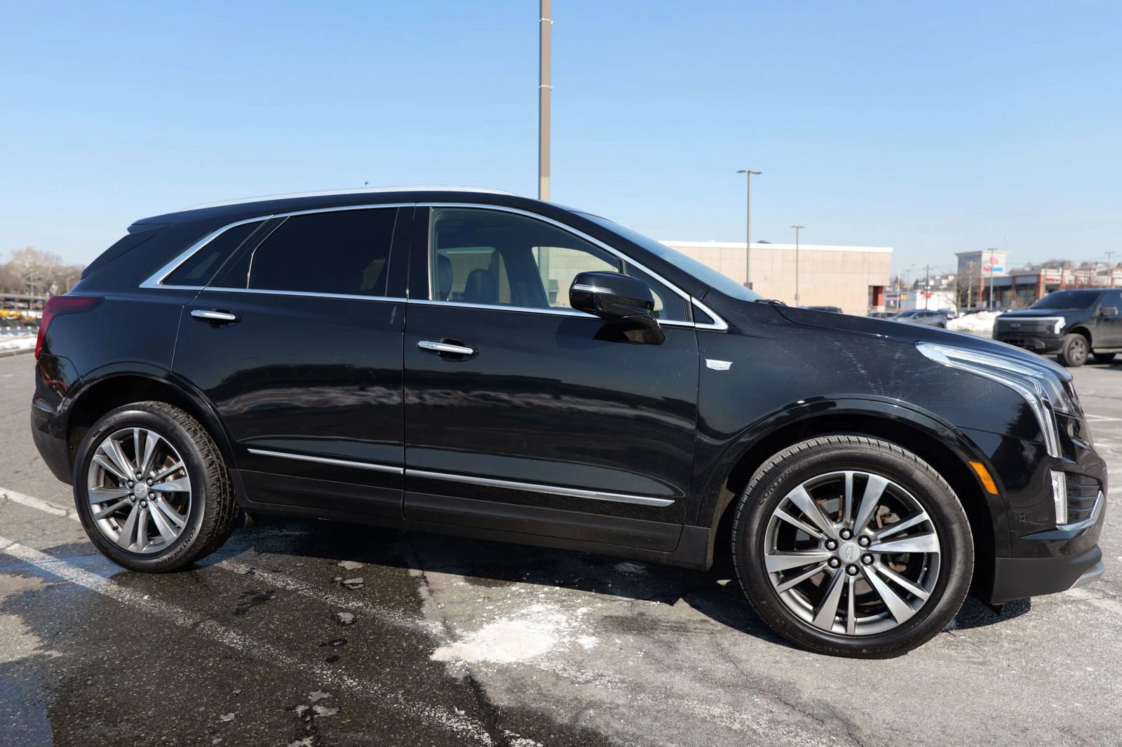 Used 2020 Cadillac XT5 Premium Luxury w/ Platinum Package image 11