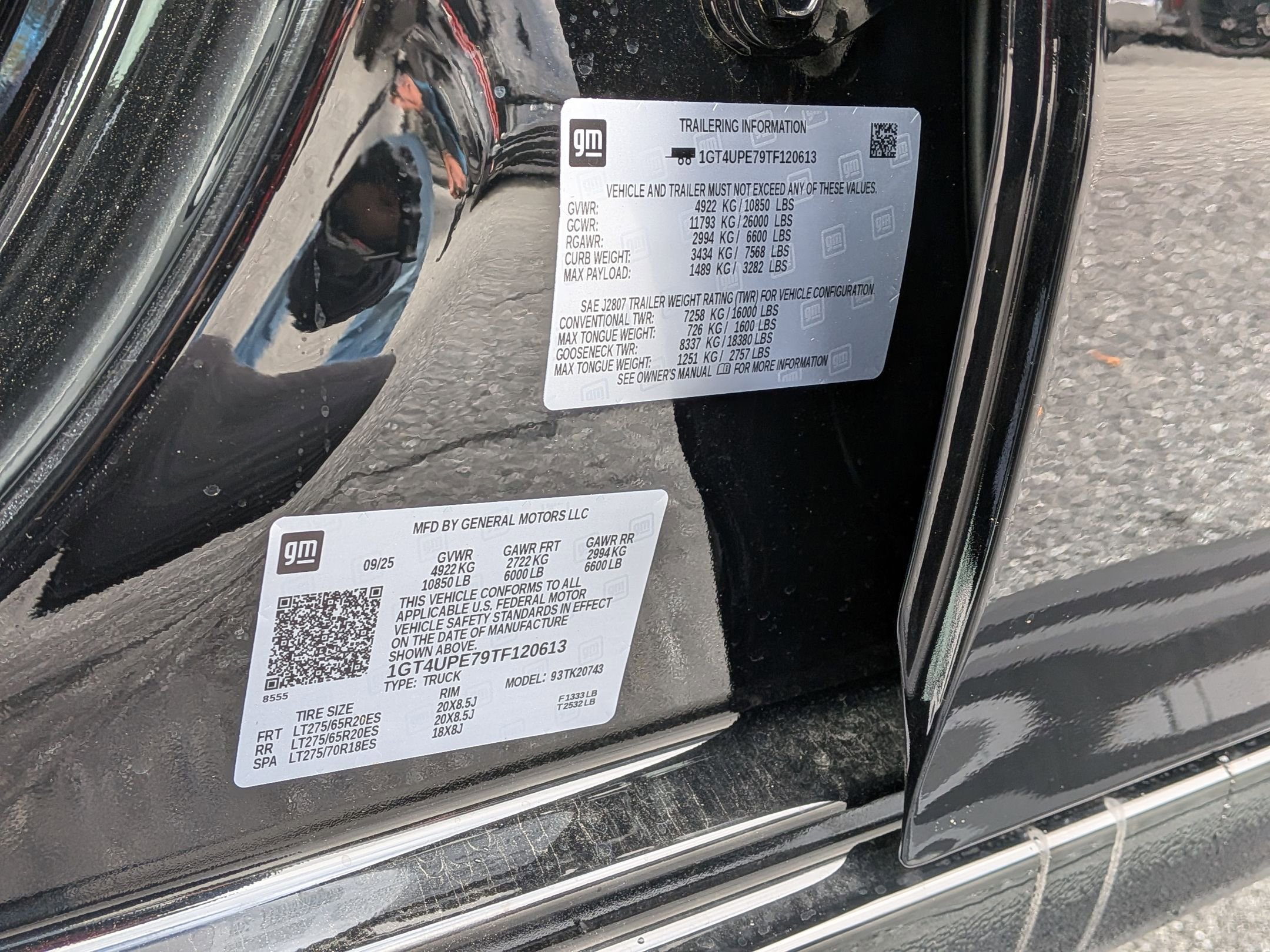 New 2026 GMC Sierra 2500 AT4 w/ AT4 Premium Plus Package image 23