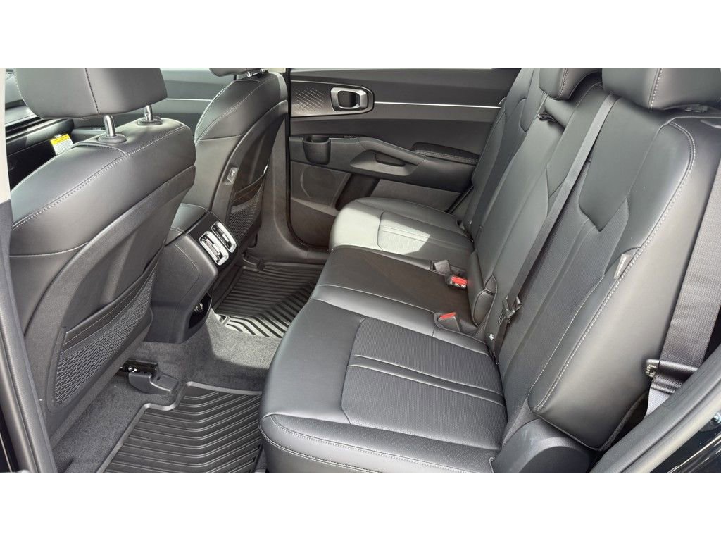 New 2026 Kia Sorento EX AWD/4WD image 9