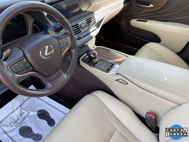 Used 2018 Lexus LS 500 w/ Accessory Package (Z2) image 11