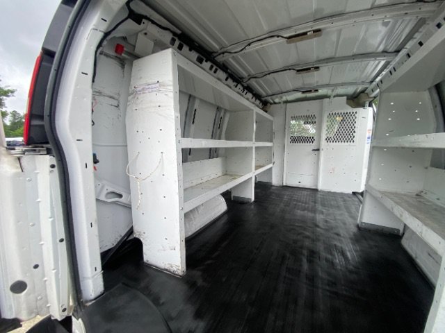 Used 2023 Chevrolet Express 2500 RWD image 12