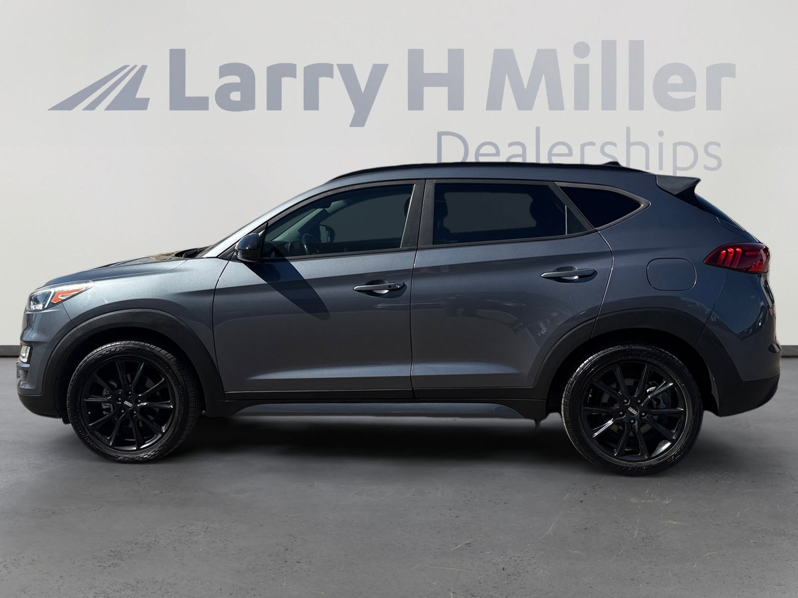 Used 2019 Hyundai Tucson Night image 2
