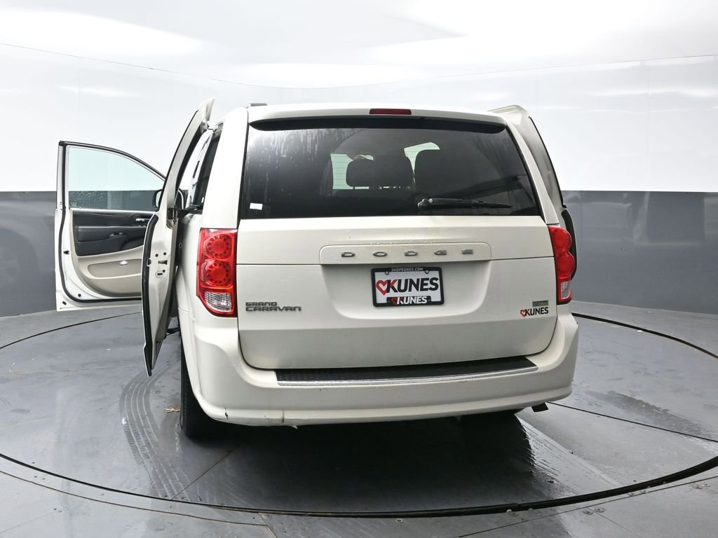 Used 2013 Dodge Grand Caravan SXT image 55