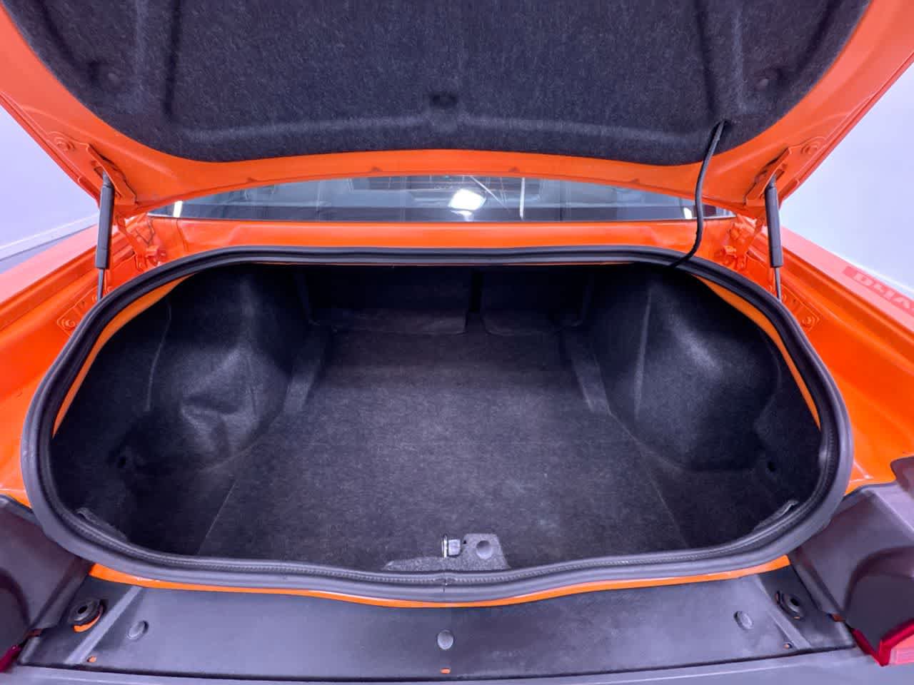 Used 2014 Dodge Challenger SXT Plus RWD image 38