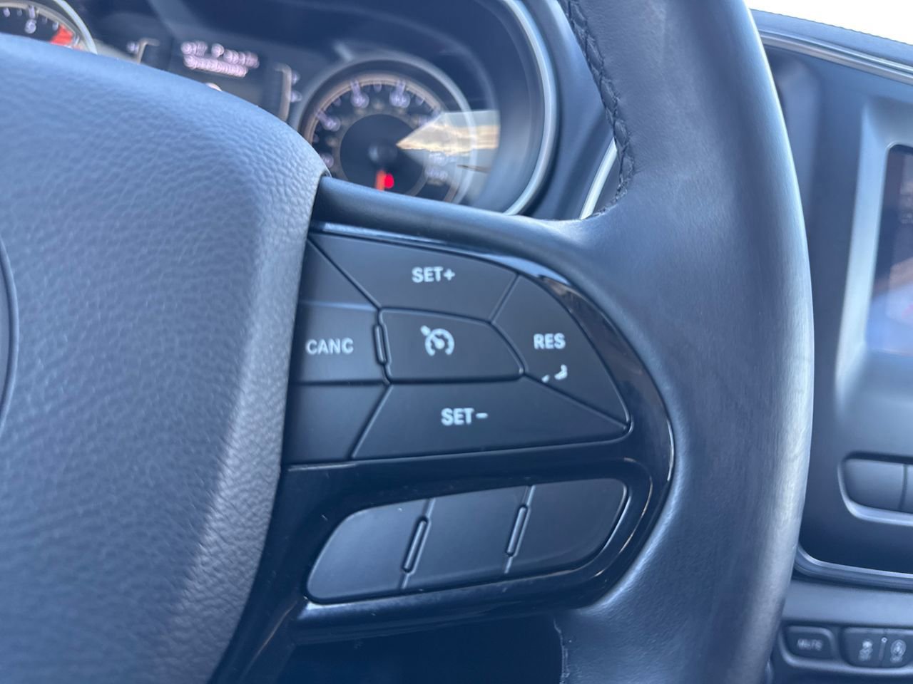 Used 2019 Jeep Cherokee Latitude Plus image 27