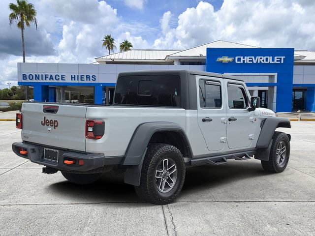 Used 2024 Jeep Gladiator Mojave w/ Technology Group AWD/4WD image 4
