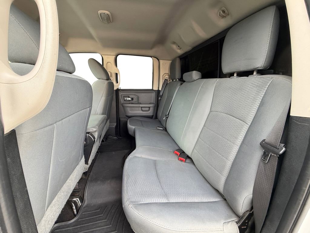 Used 2017 RAM 1500 Classic SLT AWD/4WD image 19