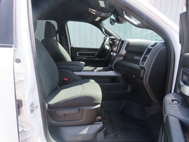 New 2026 RAM 3500 Big Horn AWD/4WD image 24