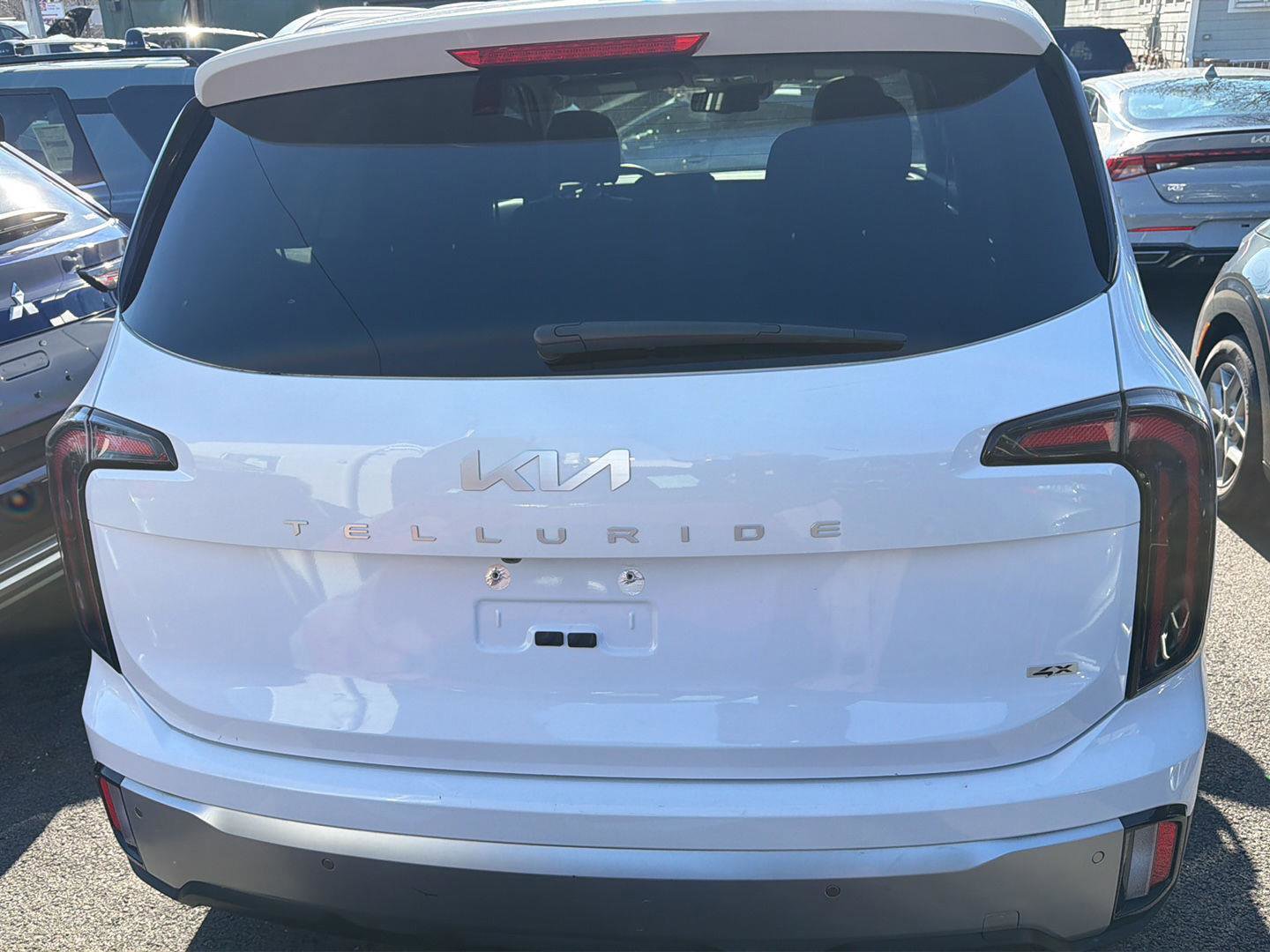 Used 2024 Kia Telluride EX image 5