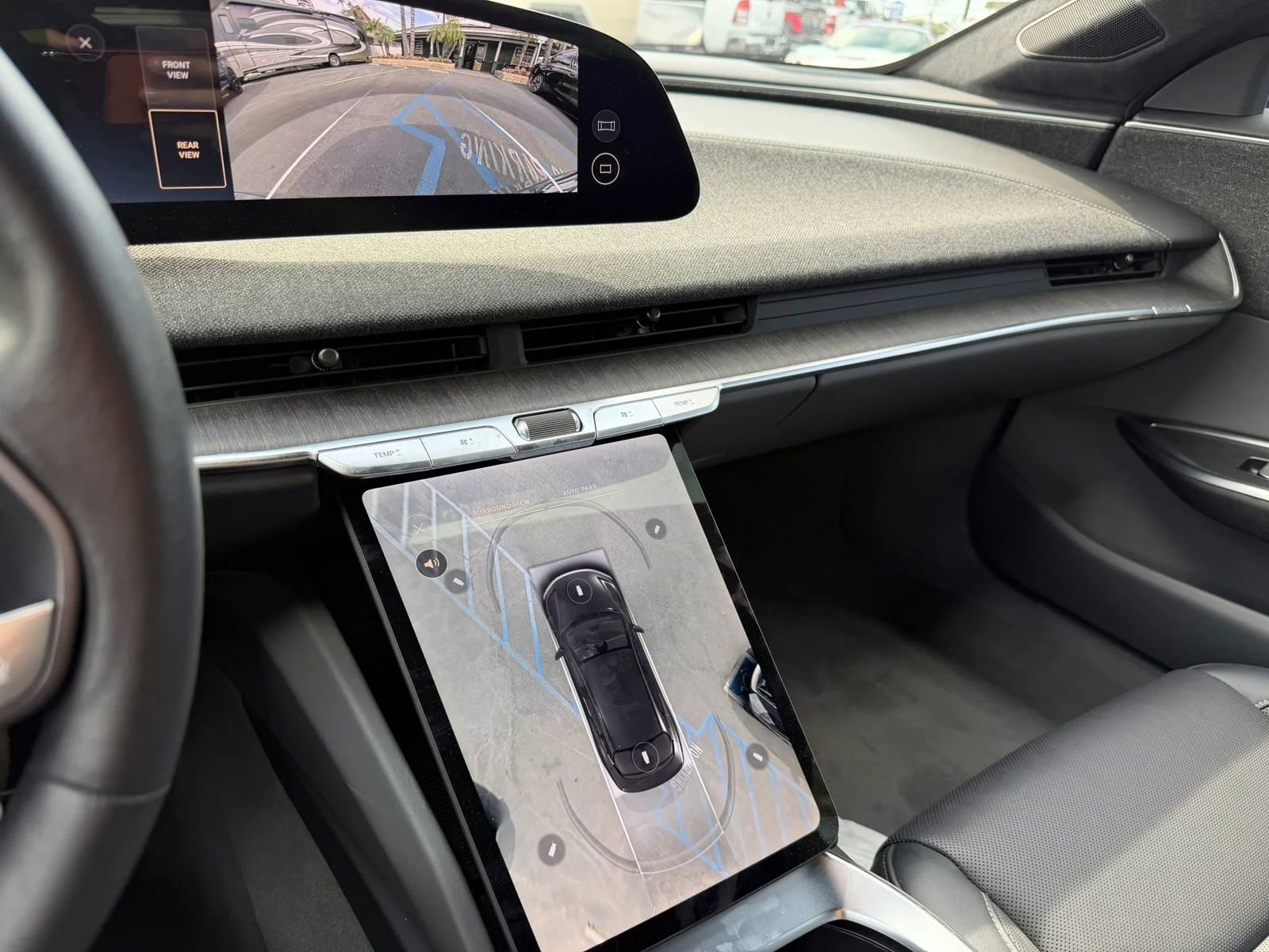 Used 2023 Lucid Air Pure AWD/4WD image 25