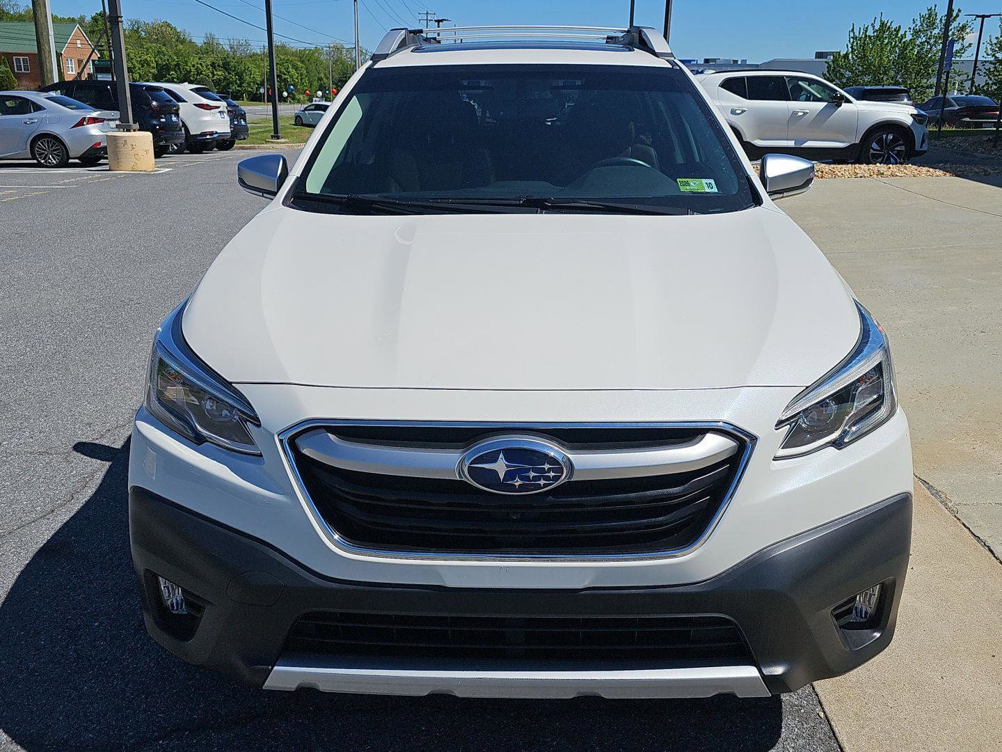 Used 2020 Subaru Outback Touring w/ Popular Package #2 AWD/4WD image 2