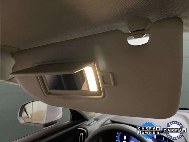 Used 2025 Volvo XC40 B5 Core image 57