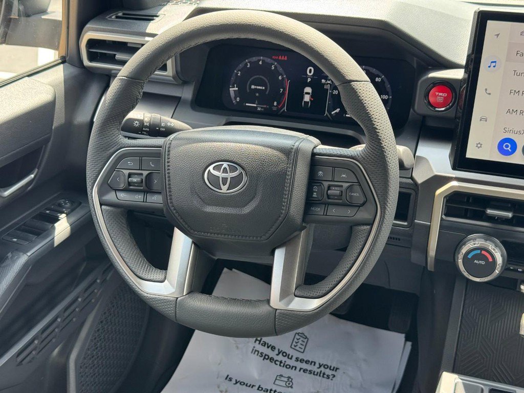 Certified 2025 Toyota Tacoma TRD Off-Road AWD/4WD image 12