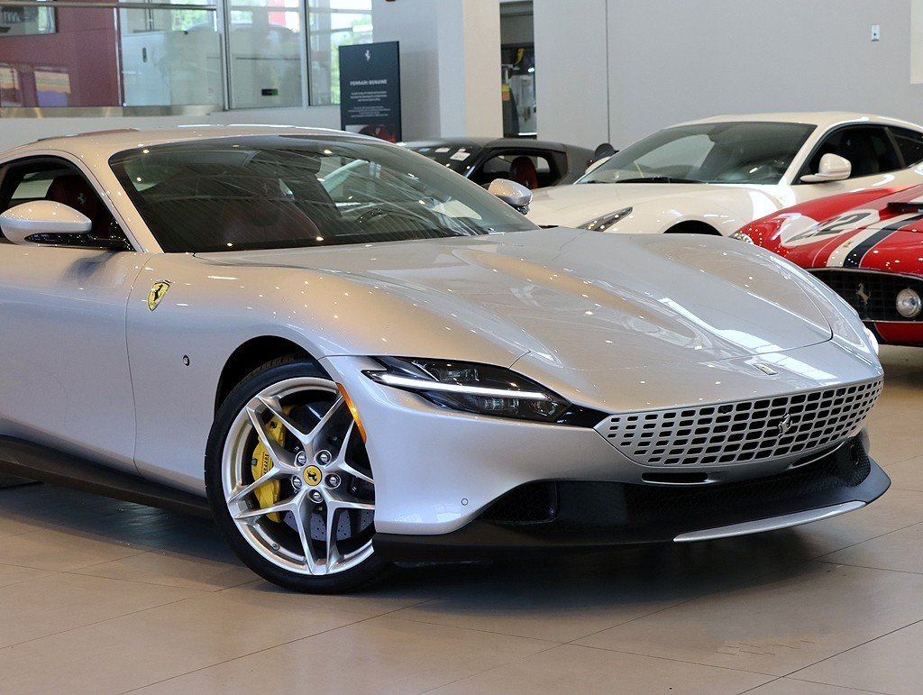 Certified 2021 Ferrari Roma image 8