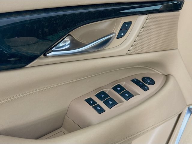 Used 2019 Cadillac Escalade ESV Platinum AWD/4WD image 18