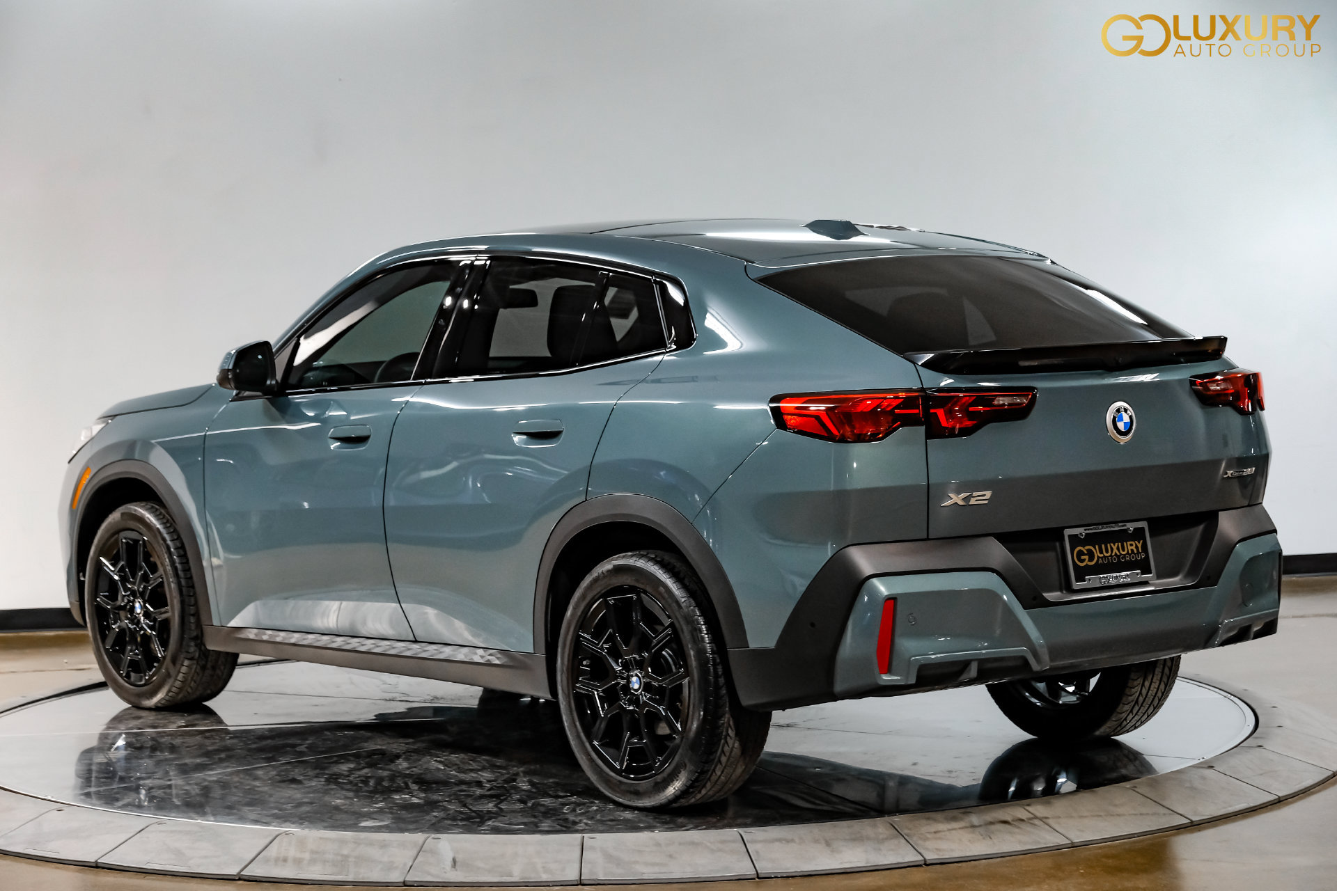 Used 2026 BMW X2 xDrive28i w/ Technology Package AWD/4WD image 12