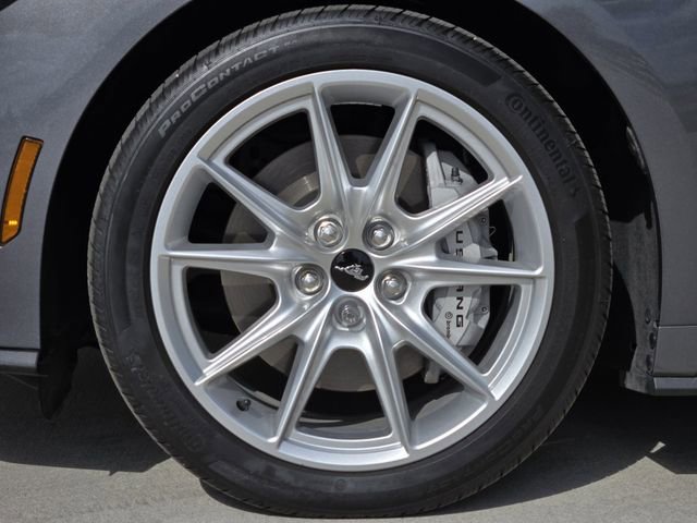 Used 2025 Ford Mustang GT Premium image 12