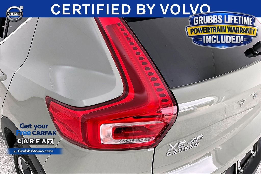 Certified 2025 Volvo XC40 B5 Plus AWD/4WD image 40