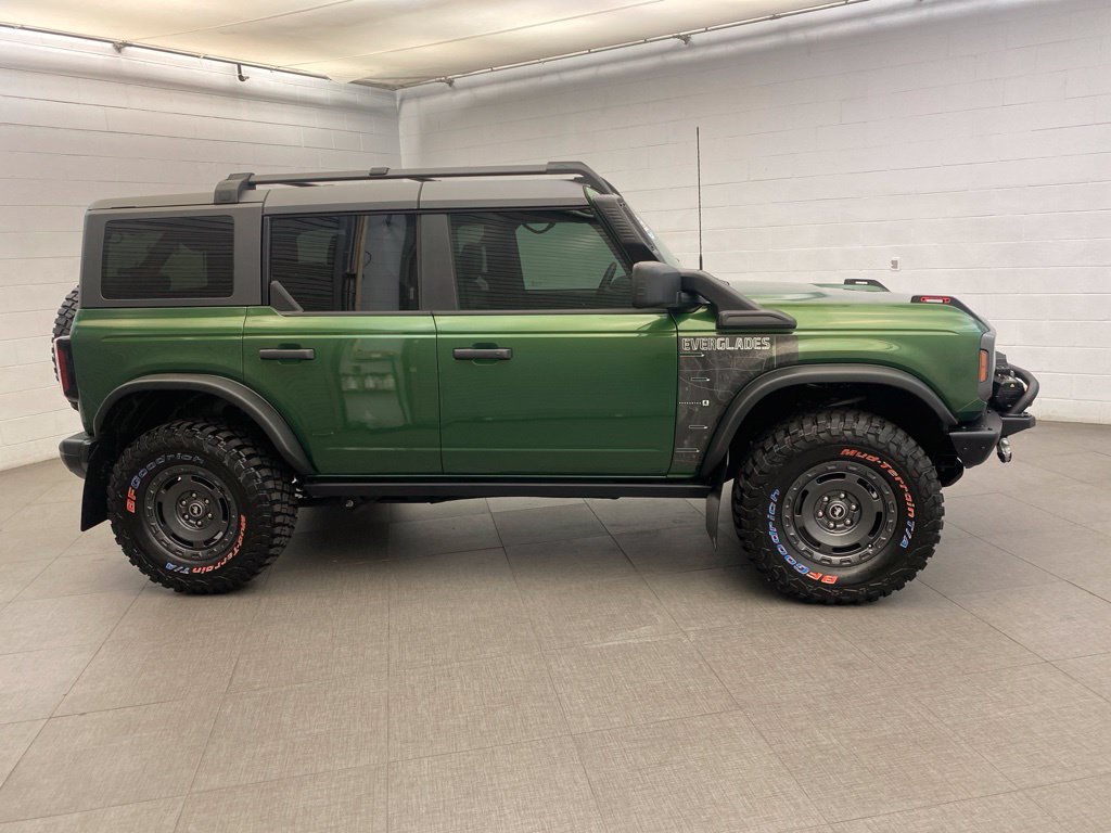 Used 2024 Ford Bronco Everglades AWD/4WD image 8