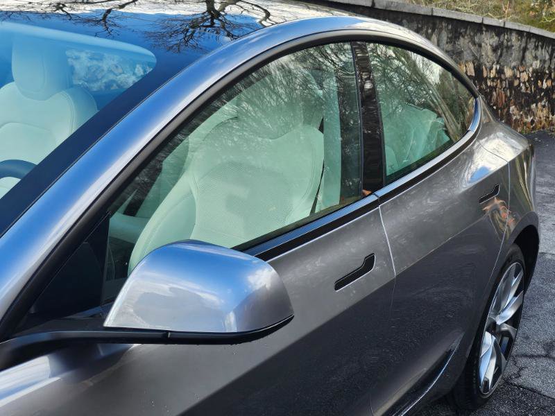 Used 2025 Tesla Model 3 Long Range image 18