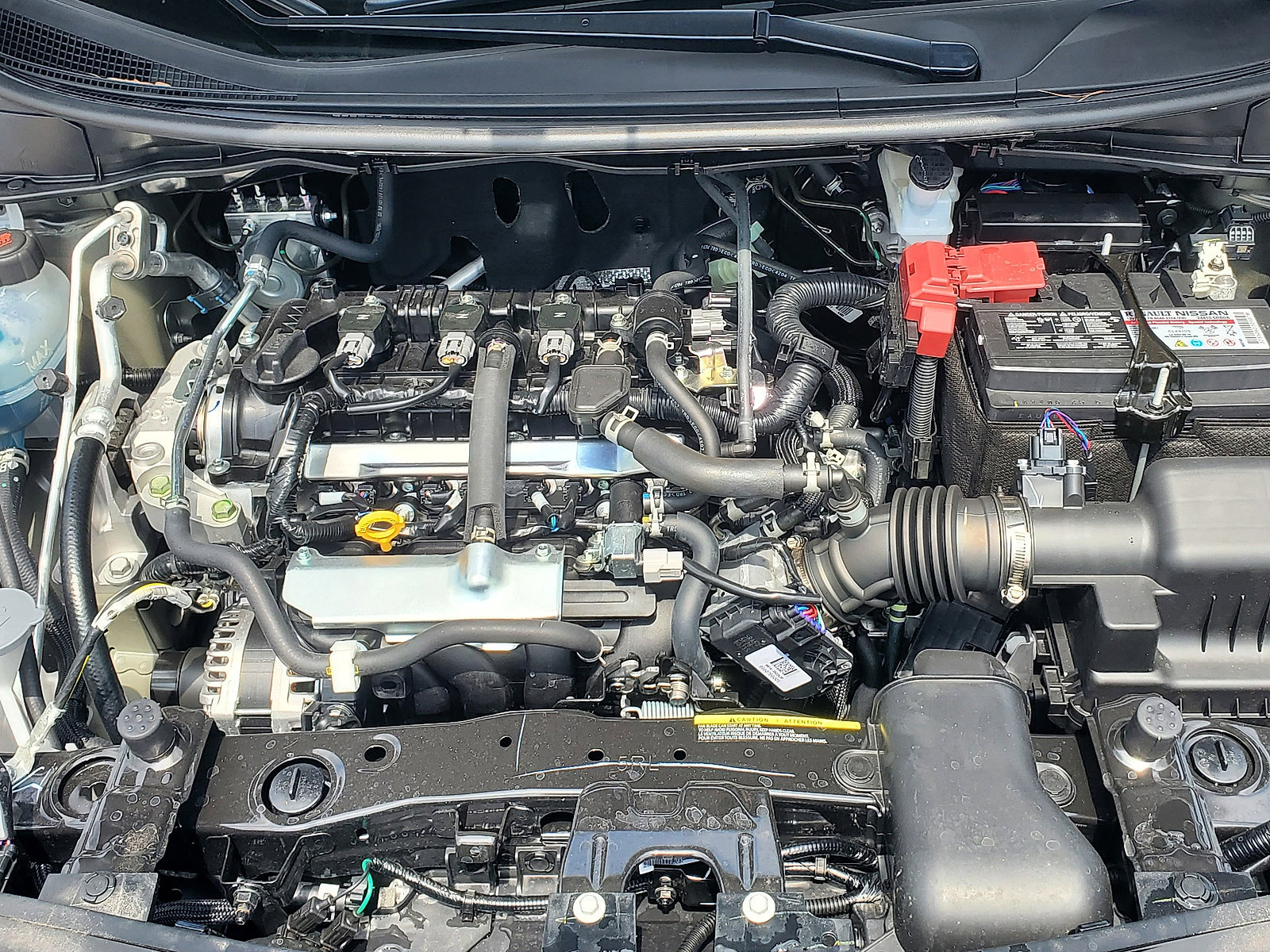 New 2025 Nissan Versa SV w/ Trunk Package FWD image 13
