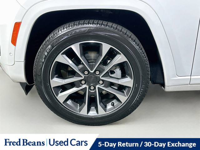 Certified 2023 Jeep Grand Cherokee L Overland AWD/4WD image 41