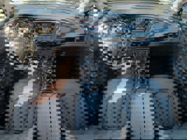 Used 2019 Buick Envision Essence w/ LPO, Road Trip Package image 13