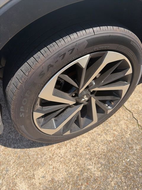 Used 2023 Mitsubishi Outlander SE image 15