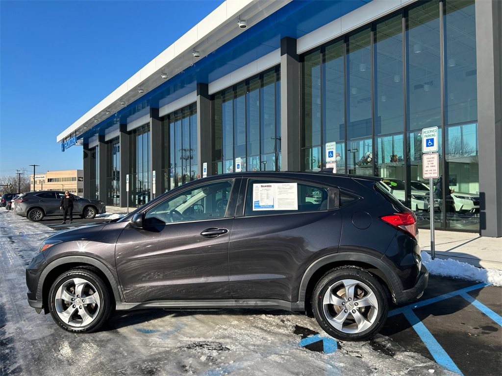 Used 2018 Honda HR-V LX image 31