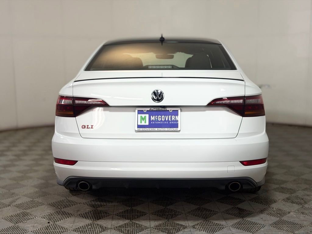 Used 2019 Volkswagen Jetta GLI image 5