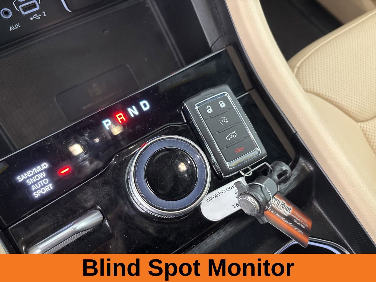 Used 2024 Jeep Grand Cherokee Limited w/ Luxury Tech Group II image 21