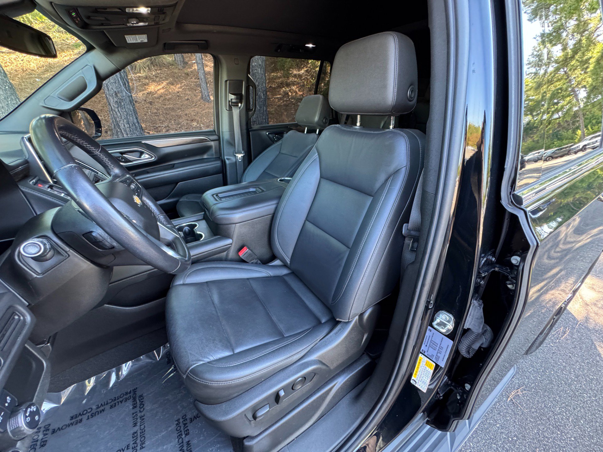 Used 2022 Chevrolet Tahoe LT AWD/4WD image 29