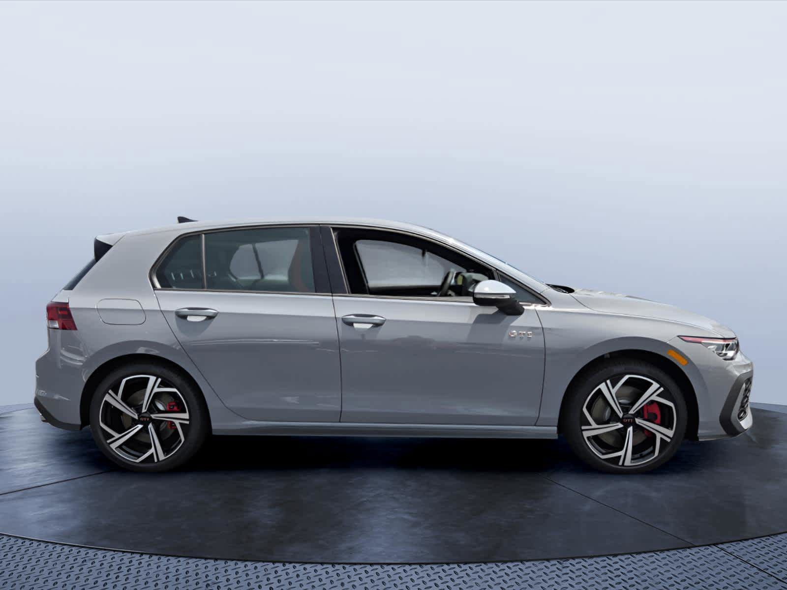 New 2026 Volkswagen GTI SE FWD image 6