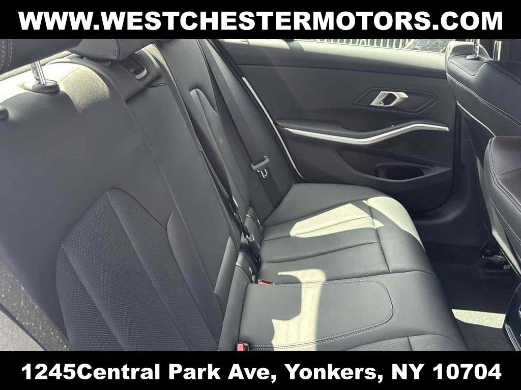 Used 2025 BMW 330i xDrive Sedan AWD/4WD image 19