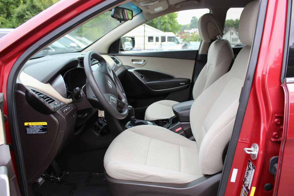 Used 2017 Hyundai Santa Fe Sport AWD/4WD image 25